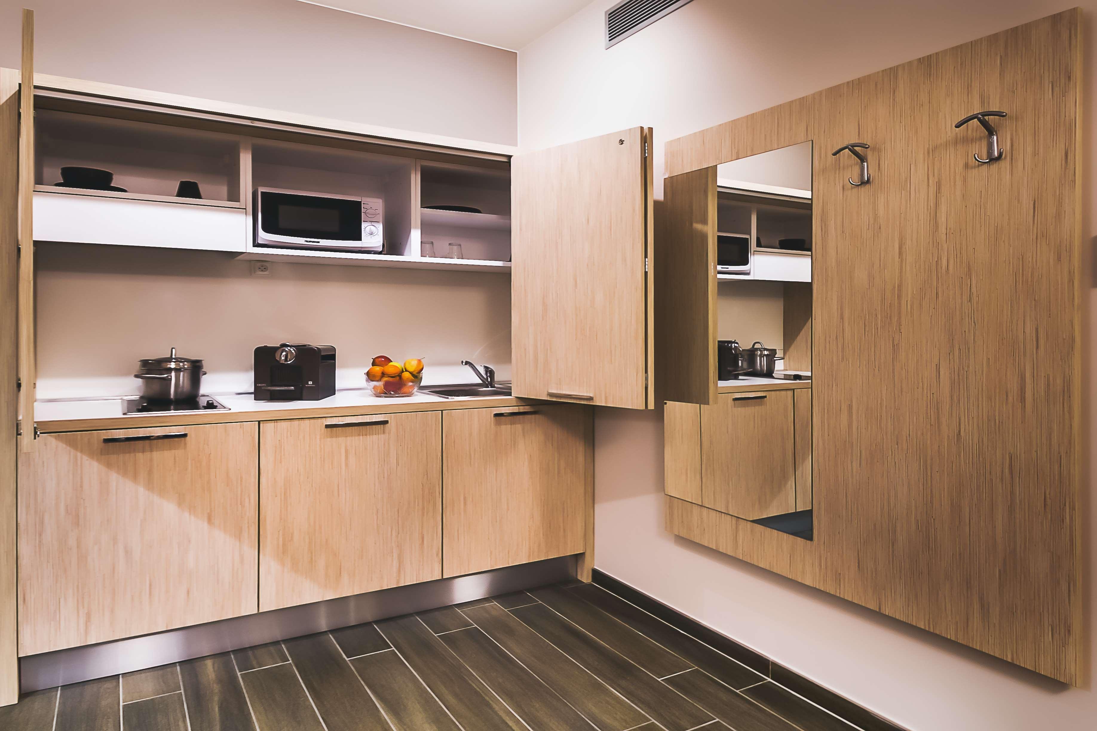 Ibis Styles Charleroi Airport Aero 44 Exterior foto