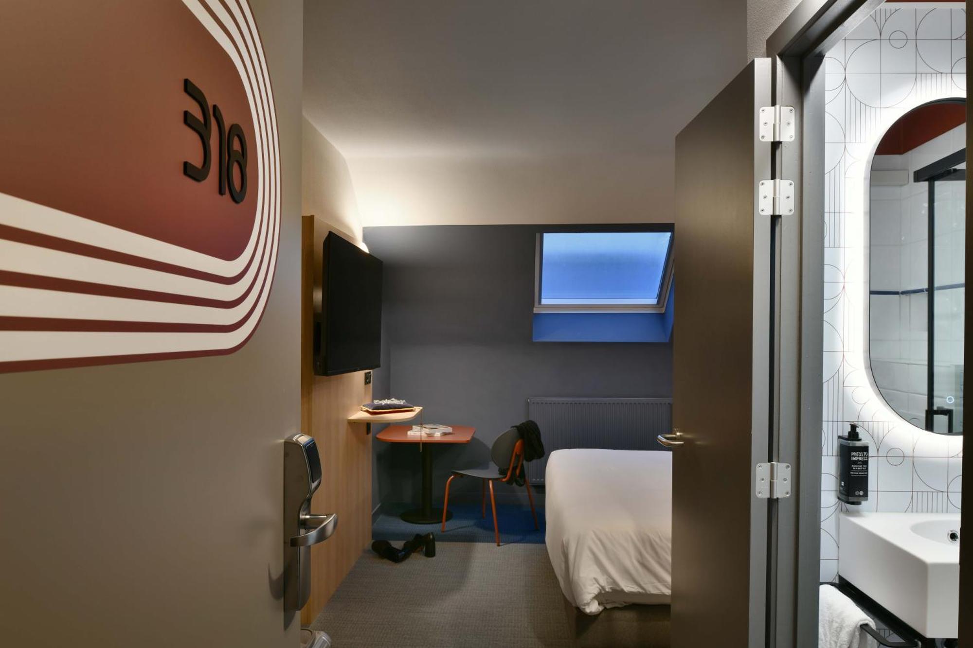 Ibis Styles Charleroi Airport Aero 44 Exterior foto